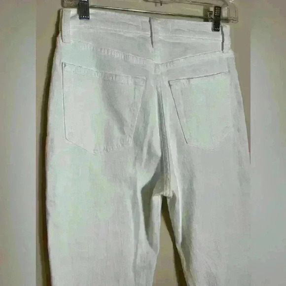 ABERCROMBIE AND FITCH WHITE ANKLE STRAIGHT ULTRA HIGH RISE JEANS - Picture 7 of 7